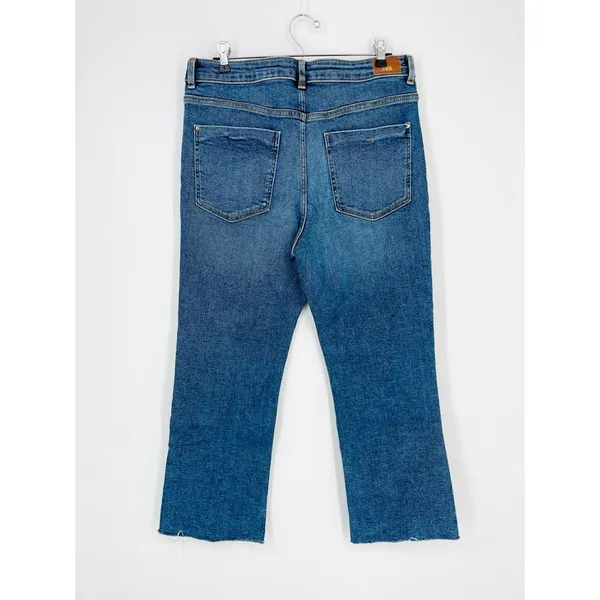 Zara High Rise Raw Hem Bootcut Medium Wash Denim Jeans Size 10 - Image 5