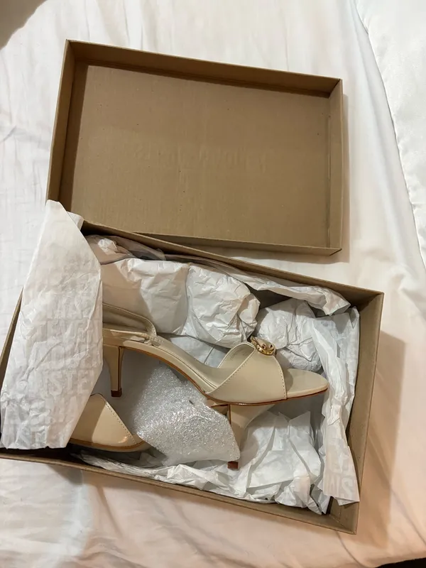 Steve Madden Heels Nude - Image 3