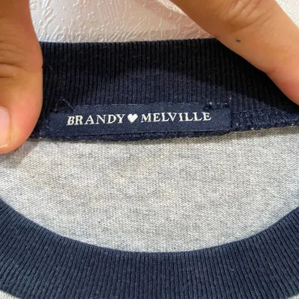 Brandy Melville New York Graphic Baby Tee Gray Ringer Crop Top One Size - Image 5