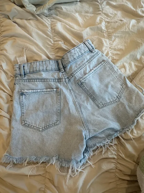 ZARA Denim Shorts High-Rise - Image 4