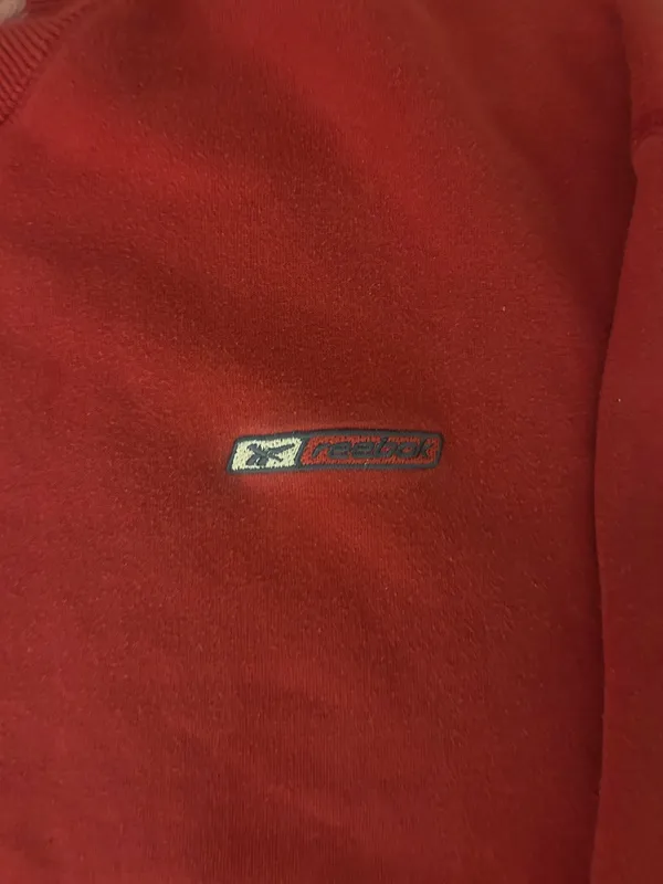 red vintage reebok woman’s crewneck in a size L - Image 2