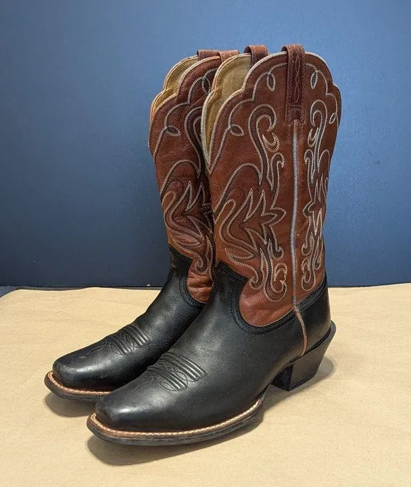 Ariat Legend Square Toe Leather Cowboy Boots Embrodiered Western Cowgirl Womens - Image 2