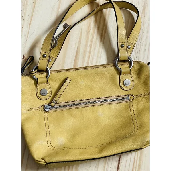 Fossil Yellow‎ Leather Shoulder Bag With Inner & Outer Zippers - Image 2
