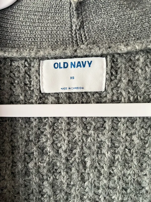 Old Navy Cardigan - Image 3