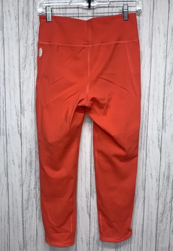 Womens Size M Free People Movement Infinity Leggings EUC - Image 3