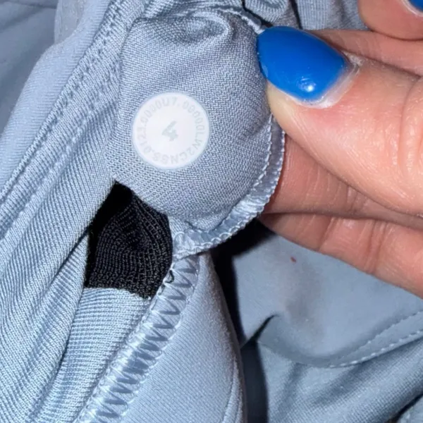 Lululemon Wunder Train Long‎ Line High Neck Sports Bra Light Blue Sz 4 Racerback - Image 3