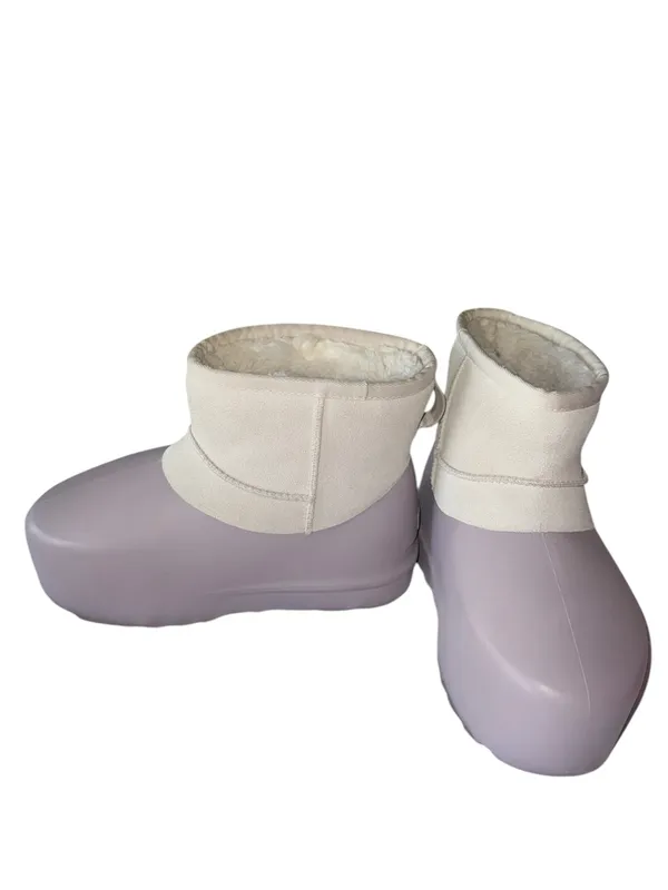 NEW $279 UGG Women’s Classic Mini Pumped Molded Boots Sugarplum SZ-8 - Image 3