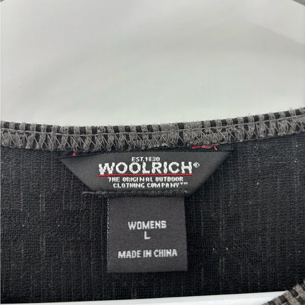 Woolrich grey long sleeve top with snowflake pattern - Image 3
