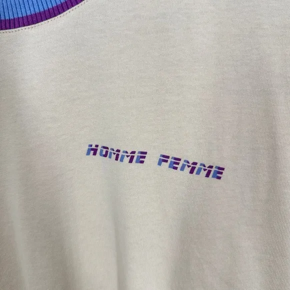 HOMME FEMME Small Beige Logo T-Shirt Ribbed‎ Collar Retro Streetwear Knit Tee - Image 3
