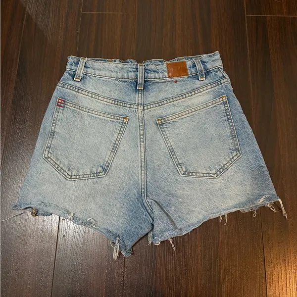 BDG urban outfitters jean shorts - Image 3