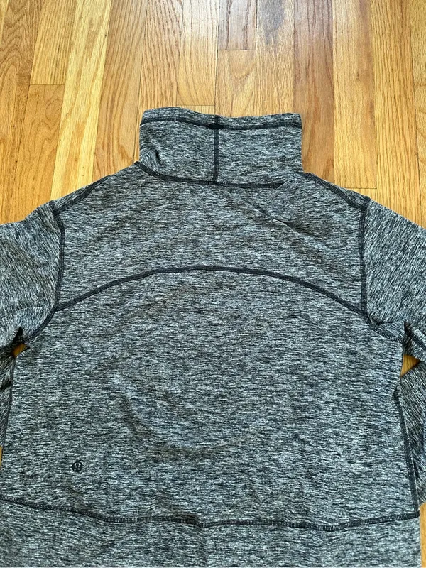 lululemon Ready to Rulu Fleece Pullover Heathered Black Size 6 - Image 9