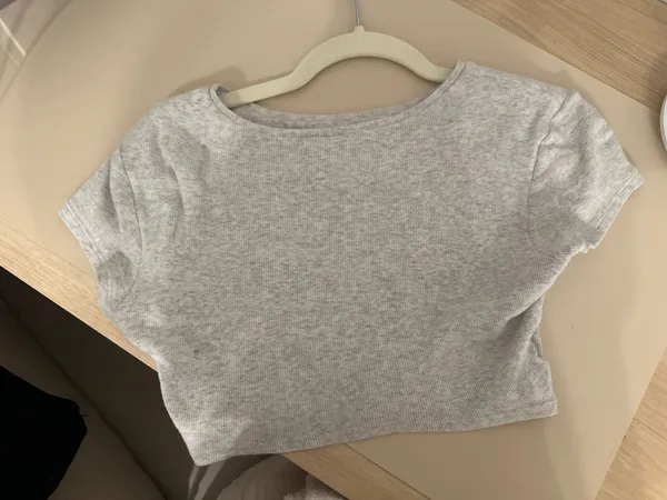 Gray Crop Tee kookai - Image 3
