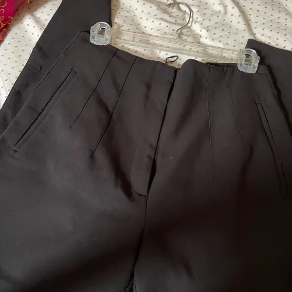 ZARA high waisted pleated pants size large used - Image 4
