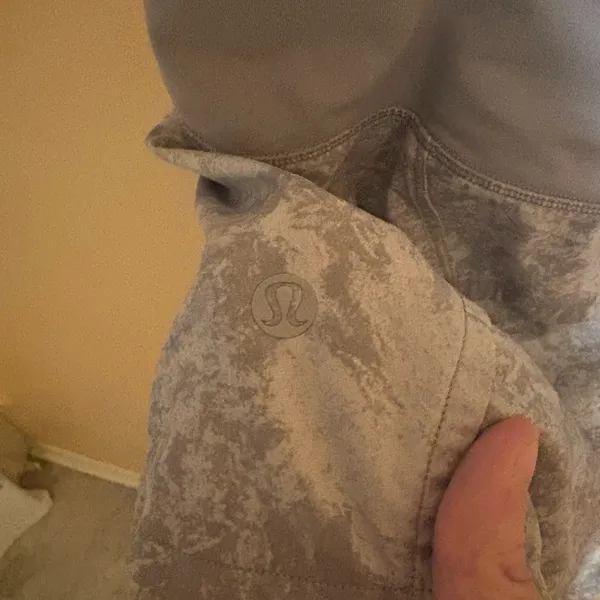 Lululemon Run Times 4” Shorts II in Washed Marble Alpine White Silverscreen - Image 8
