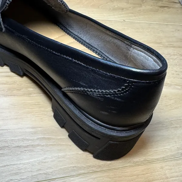 Crown Vintage Black Loafer Size 7.5 Women's - Image 2