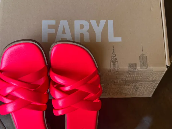 New Hot Pink Farylrobin sandals Size 5.5 - Image 2