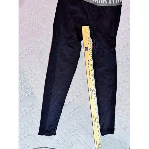 Gym shark leggings extra‎ small - Image 3