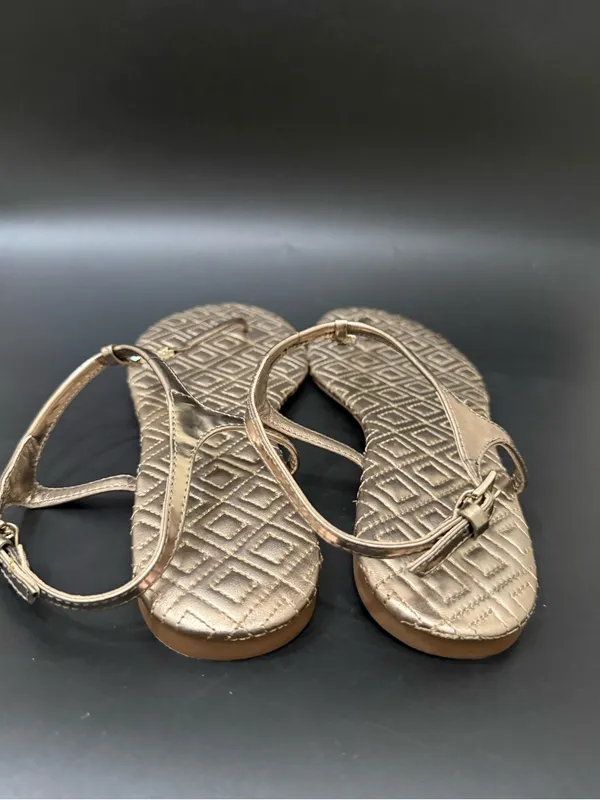 TORY BURCH Marion Quilted Gold Metallic Leather T-Strap Thong Sandals US Size 9M - Image 7