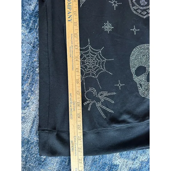 Marled Rhinestone Hoodie Pullover Sweatshirt Size Medium Black Skull Hamsa Snake - Image 5