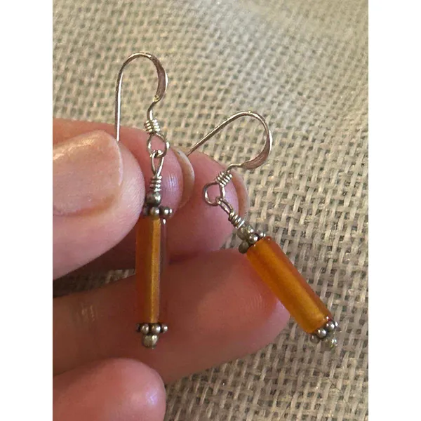 Lot a604 1 1/4 inch long 925 sterling silver earrings - Image 3