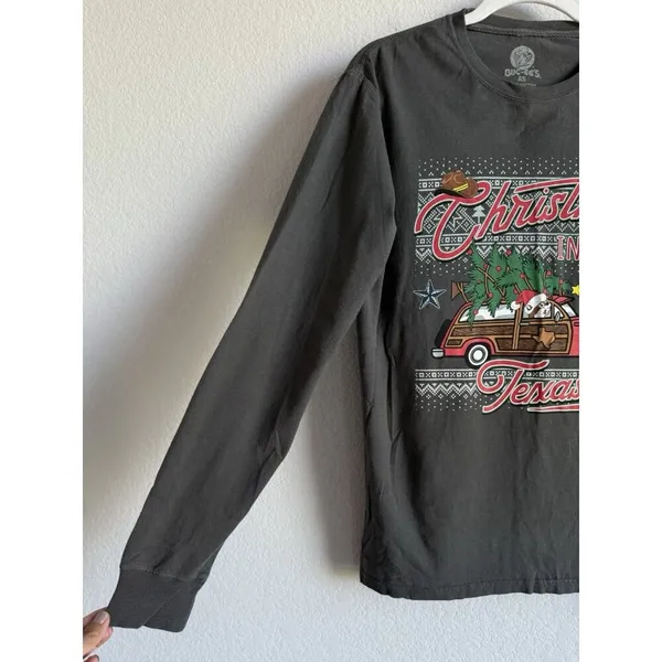 Buc-ees Adult Christmas In Texas‎ Long Sleeve T-shirt Size Small Holiday Beaver - Image 4