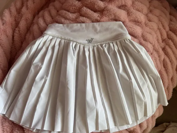 Varsity White tennis skirt - Image 2