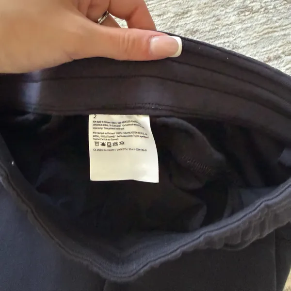 Lululemon Black Softstreme Pants (Size 2) - Image 6