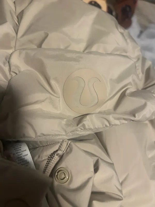 NWT Lululemon Super Cropped Wunder Puff (LIMITED EDITION) - Image 5