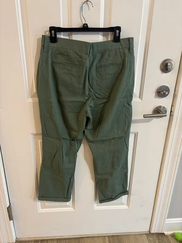 Green Chino Pants Old Navy - Image 3