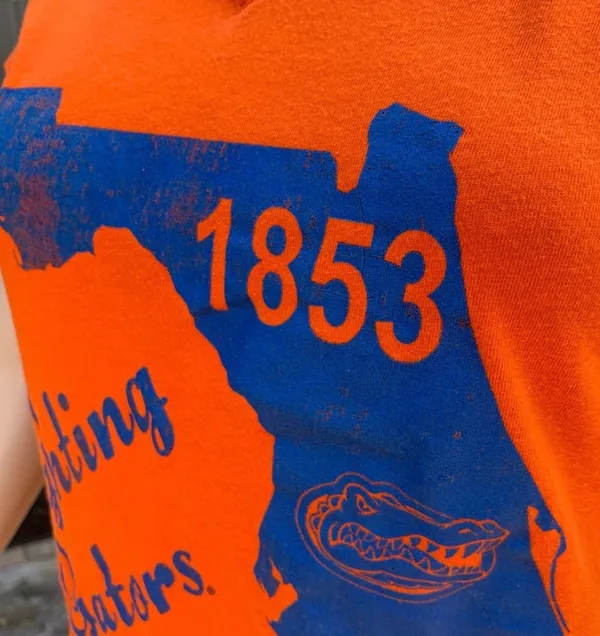Soffe brand Vintage look Fighting Gators T-shirt M - Image 4