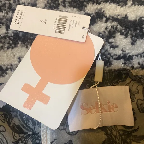 Selkie The French Puff Dress size S - Image 4