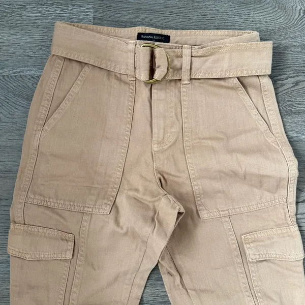 Banana‎ Republic Factory Utility Cargo Pant - Size 00 Petite - Iced Latte - NWOT - Image 4