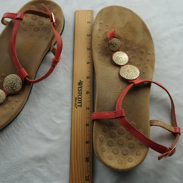 Vionic‎ Coral Red Gold Medallion T-Strap Sandals Orthotic Size 8 - Image 11
