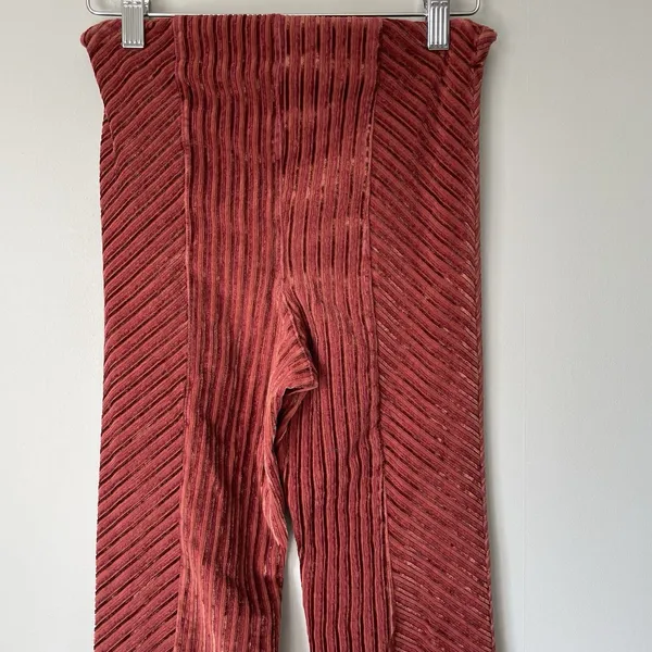 Free People Velvet Boho Ribbed High Rise Flare Pants Burgundy Red Size XS - Image 4