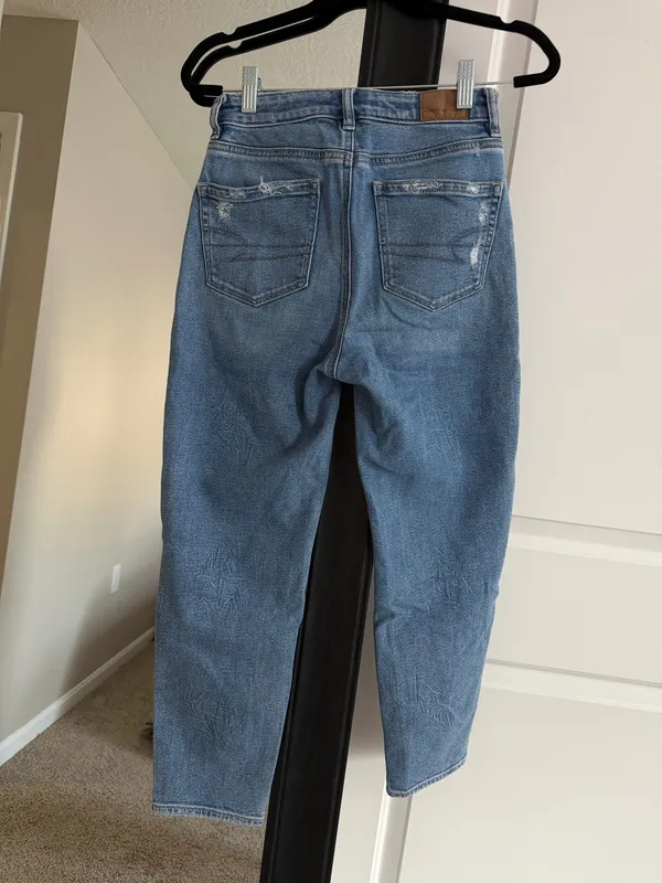American Eagle Mom Jeans - Image 2