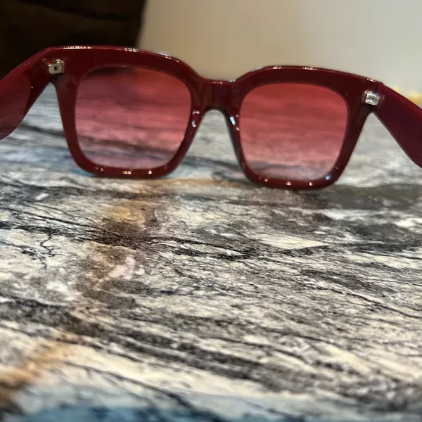 Stylish Red Sunglasses with Red Lens - Image 4