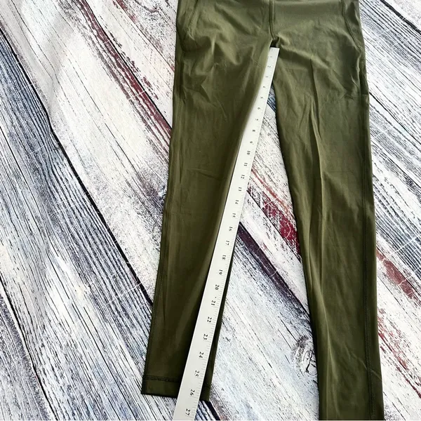 Vuori Olive Green Women's Active Leggings - Image 9