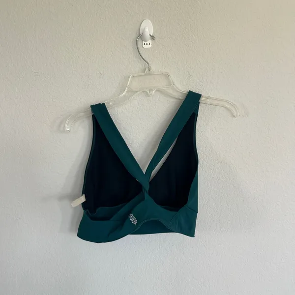 Free People Movement Teal Twist Back Sports Bra Size Medium - Image 2