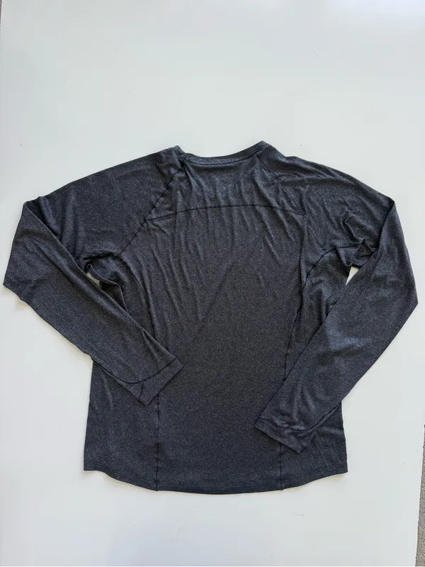 Arc’teryx Tolu Long Sleeved Top Size Medium - Heather Gray 2020 - Image 6