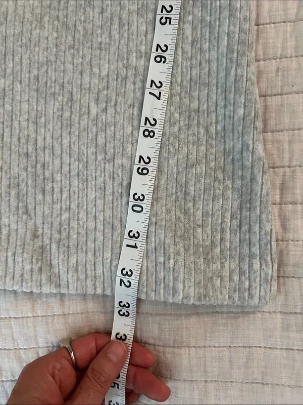 Aerie groove on velour light grey high rise pull on flare lounge pants M - Image 10