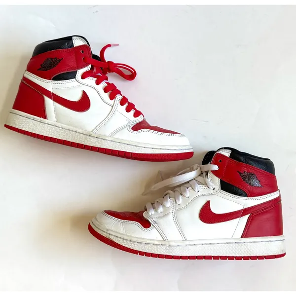 Nike Retro 1 Air Jordan Mid Sneakers Red Black White Size 7 Youth/8.5 Women - Image 5