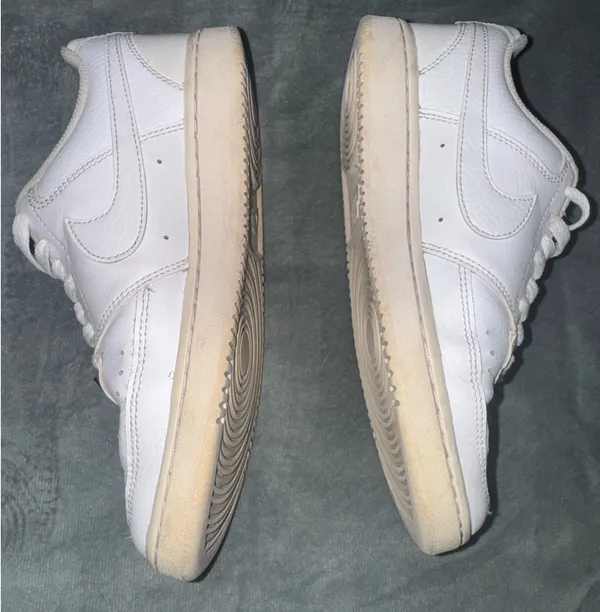 White Nike Shoes - Image 3