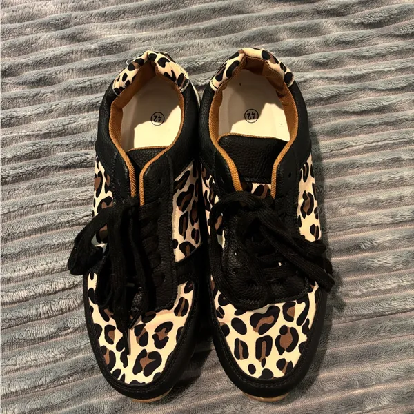Leopard Print Women's Sneakers Size 9 or 42 Black - Image 3