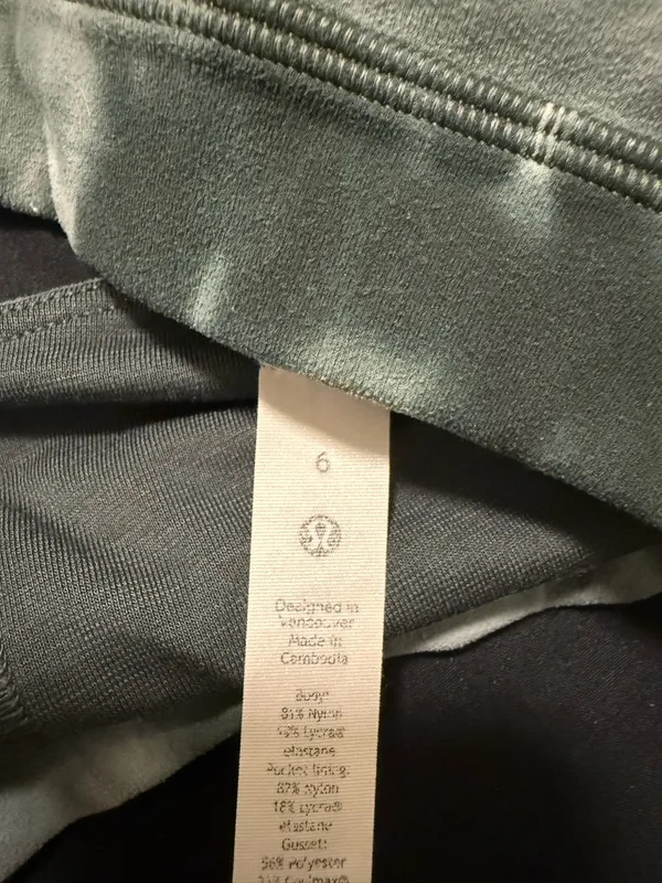Lululemon Flow Y Sports Bra - Image 4