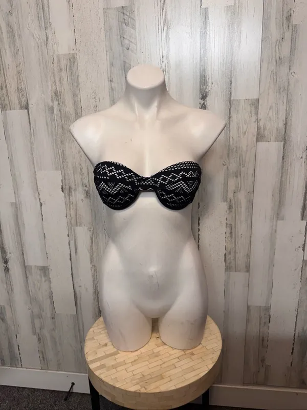 SheIn Crochet Lace Underwire Bandeau Bikini Top Womens Small Black White Swim - Image 2