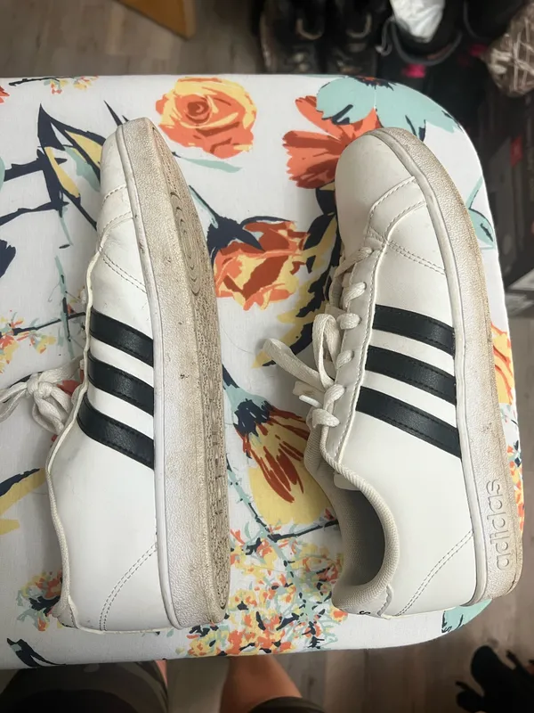 Adidas Shoes Women’s - Image 2