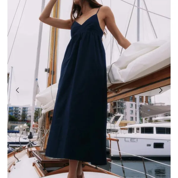 Rumored navy dress Size XS - Image 2