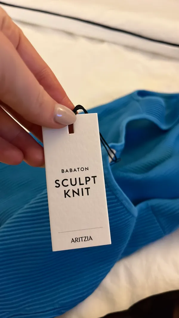 Aritzia Top - Image 4