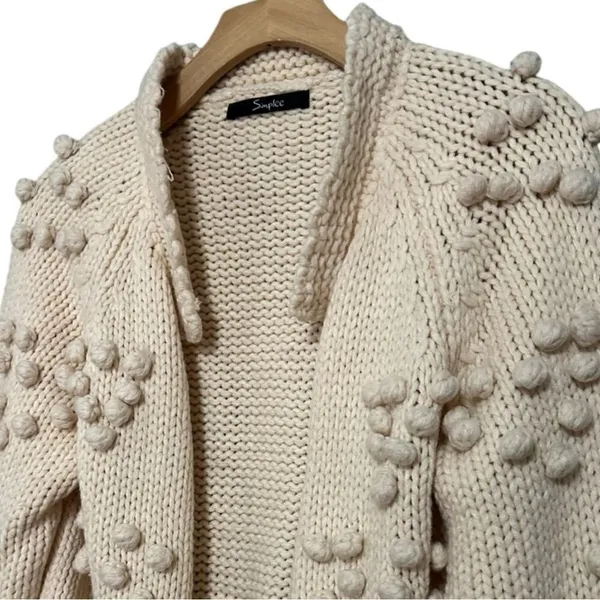 Simplee Women’s Size M Ivory Cream Berry Pattern Sweater Knit Open Cardigan - Image 5