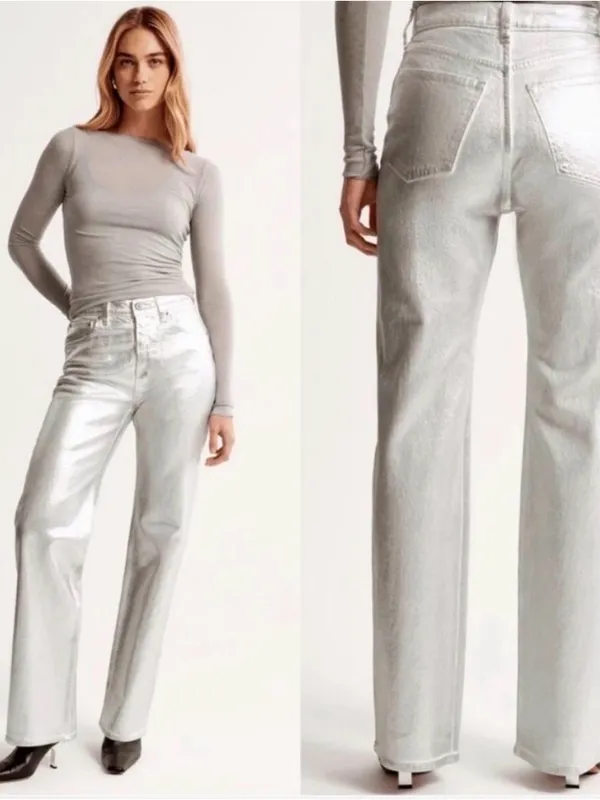 🌸Nwt Abercrombie & Fitch Silver 90’S Relaxed Fit Jeans Size 27/4🌸 - Image 2